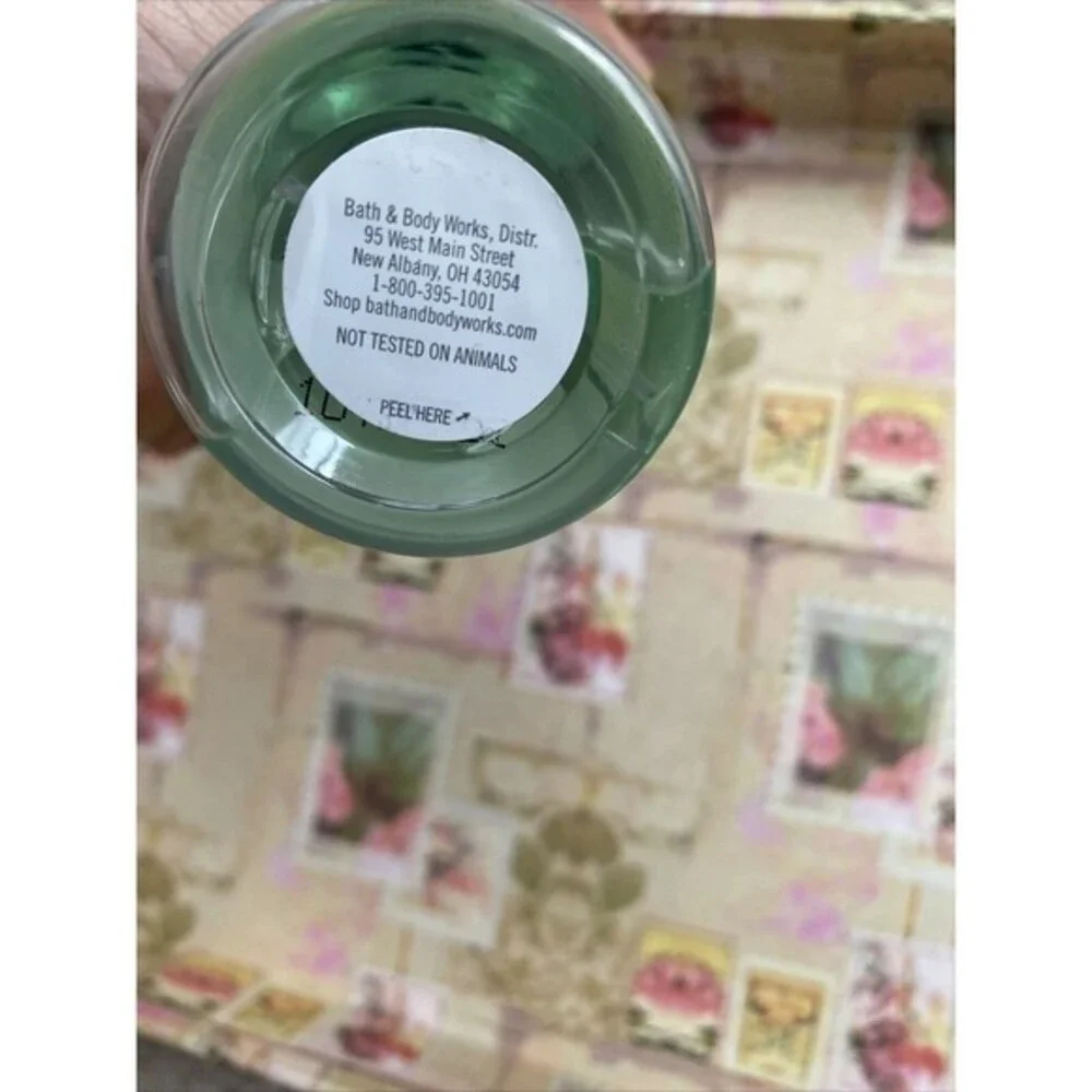 Bath & Body Works bath body